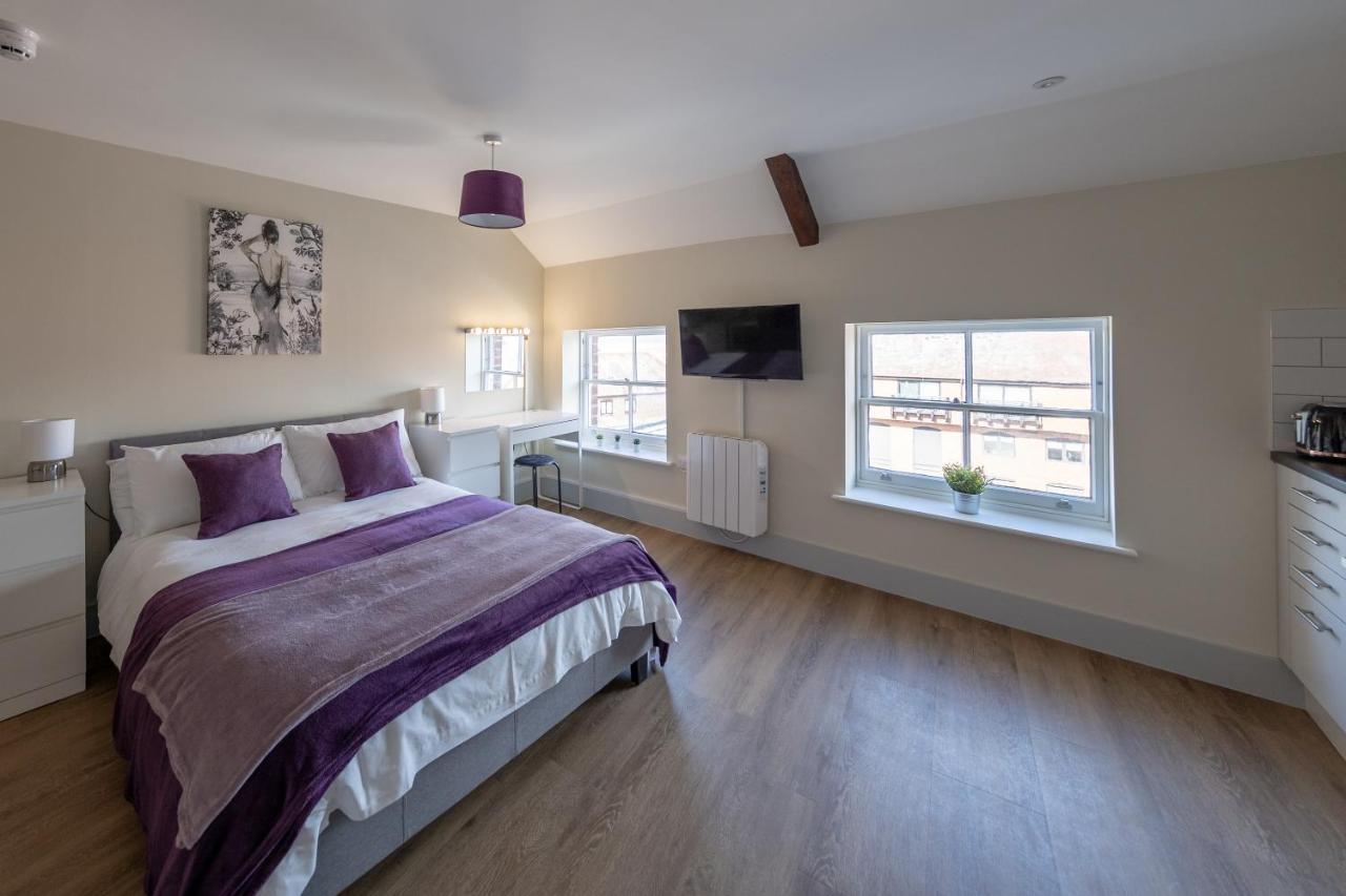 Isabella House - Hereford City Centre Aparthotel, By Rentmyhouse Buitenkant foto